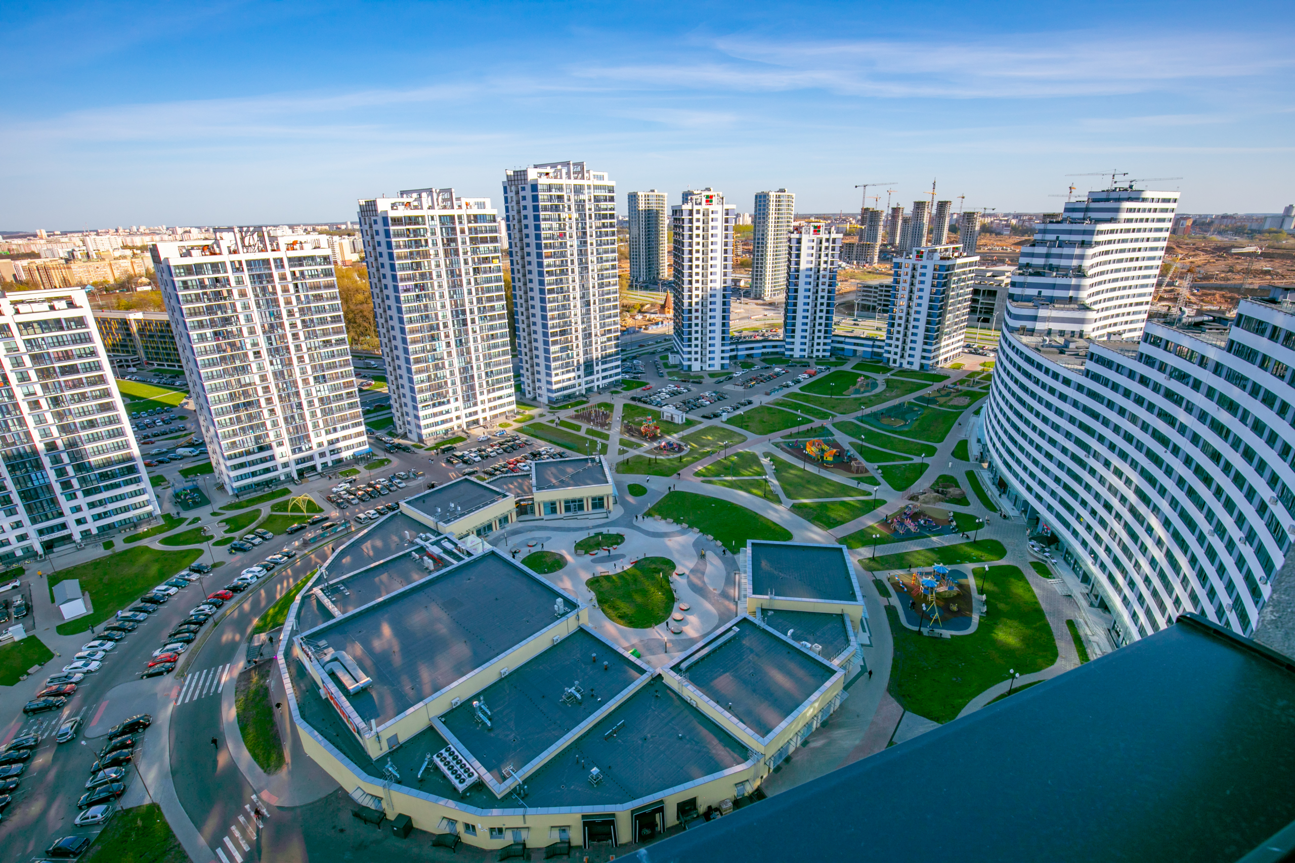 От апартаментов с видом на Немигу до квартиры без документов: как выглядит рынок жилья Минска сегодня