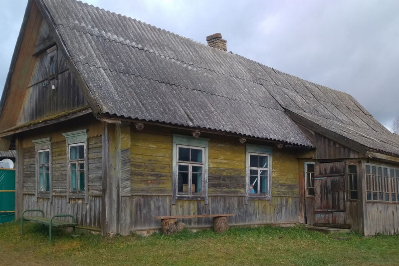 Браславский райисполком подал в суд 16 заявлений о пустующих домах