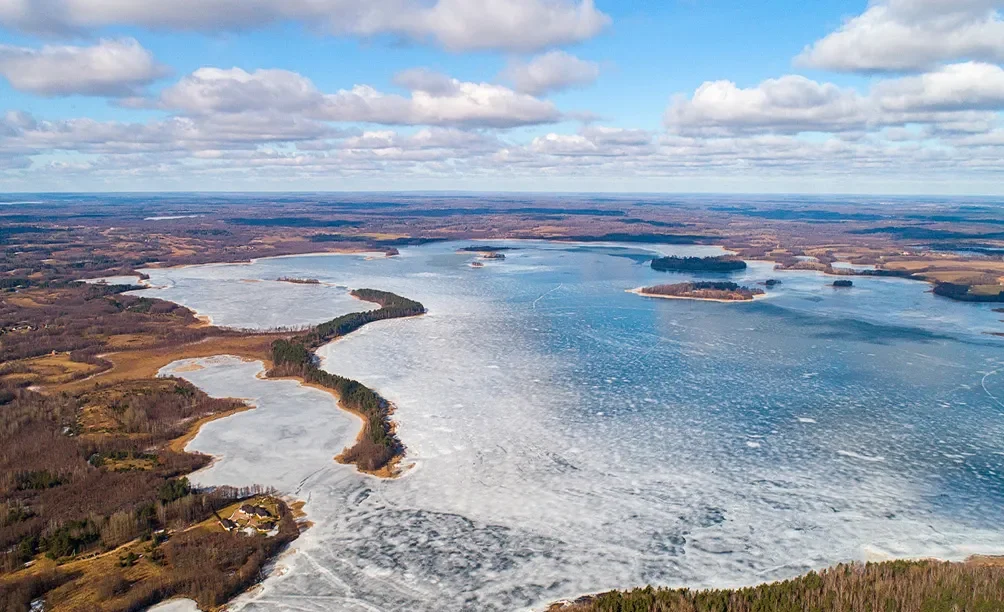 Спасатели оценили паводковую обстановку в Мядельском районе