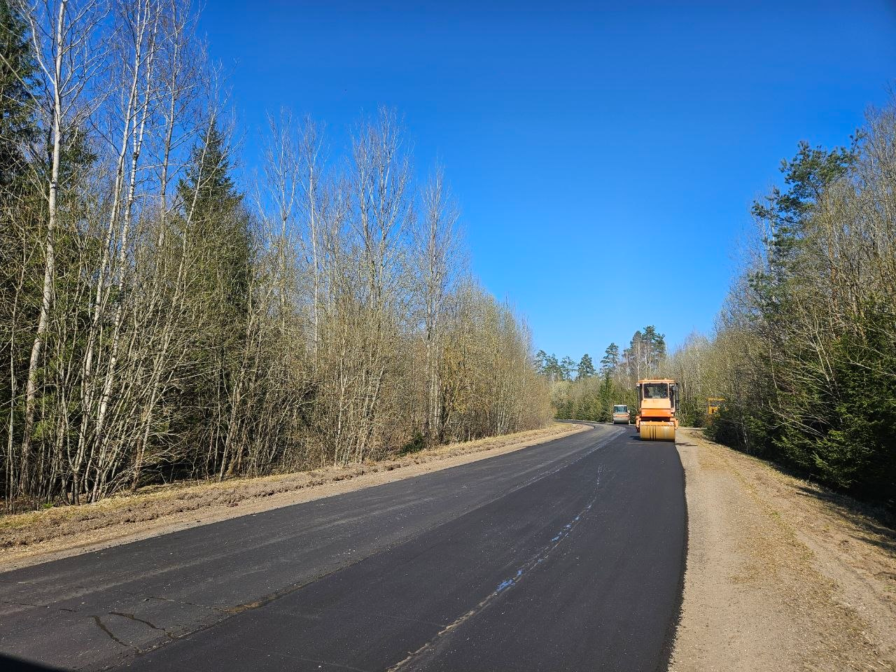Посмотрели, где в Молодечненском районе ремонтируют дороги