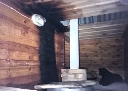 Баня загорелась в Поставском районе, пока хозяина не было дома