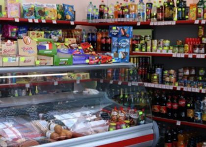 Житель Островца дерзко «стащил» из магазина 4 бутылки крепкого спиртного