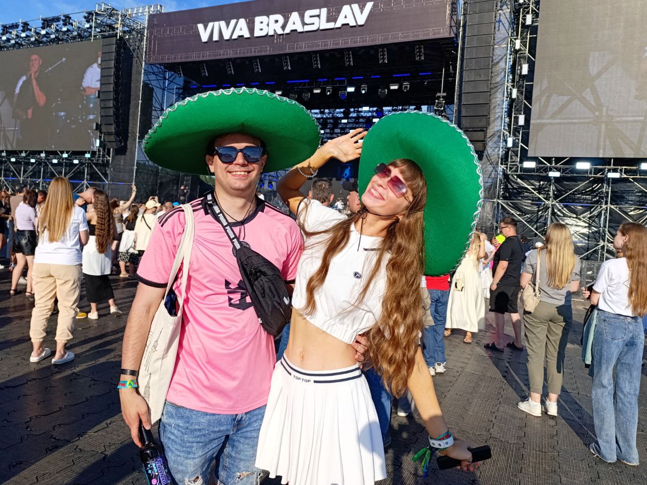 VIVA BRASLAV стартовал ярко и красочно