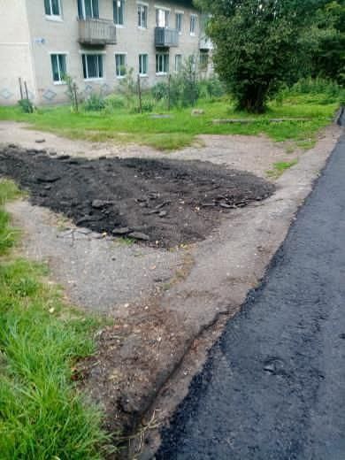 Чем не нравится местным жителям съезд с новой дороги в агрогородке Березинское?