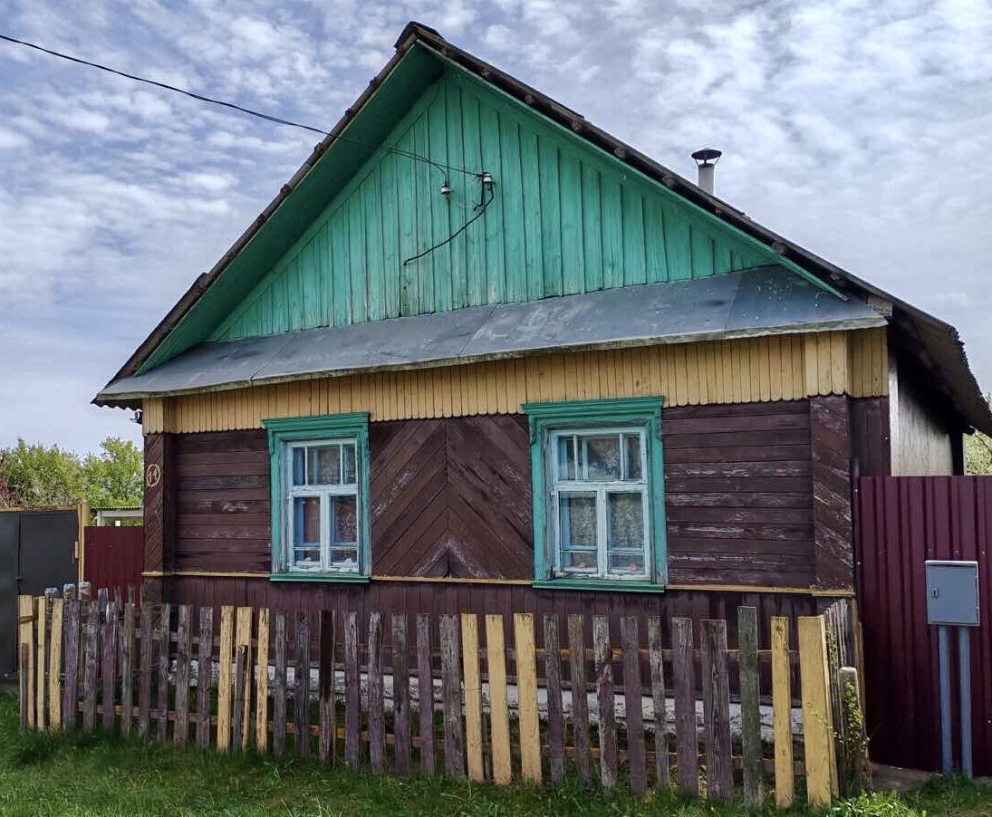 Смотрим крепкие дома с печкой и колодцем в Минской области