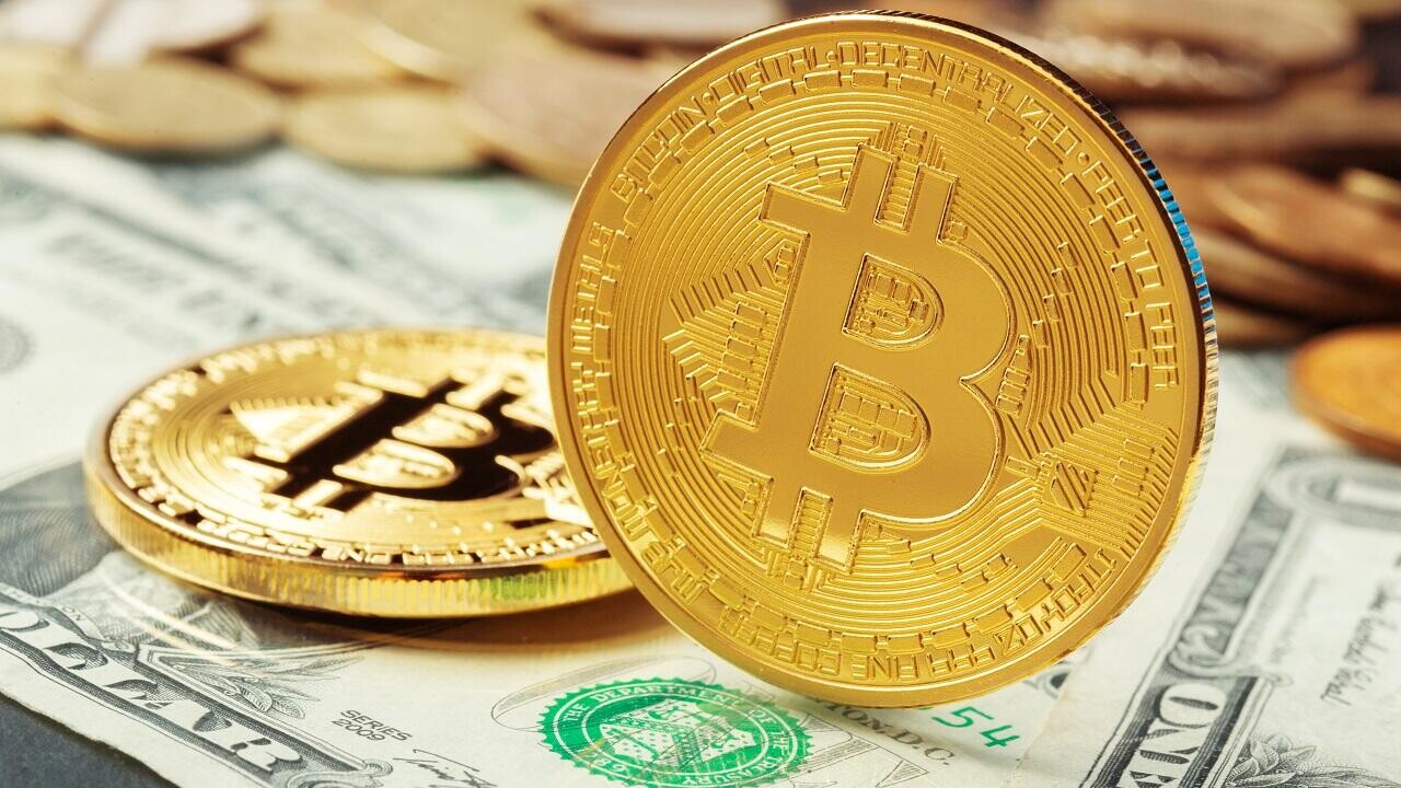 Стоимость биткоина достигла нового исторического максимума