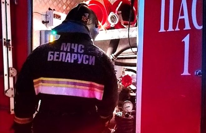 Зерносушилка с овсом горела сегодня ночью в Островецком районе
