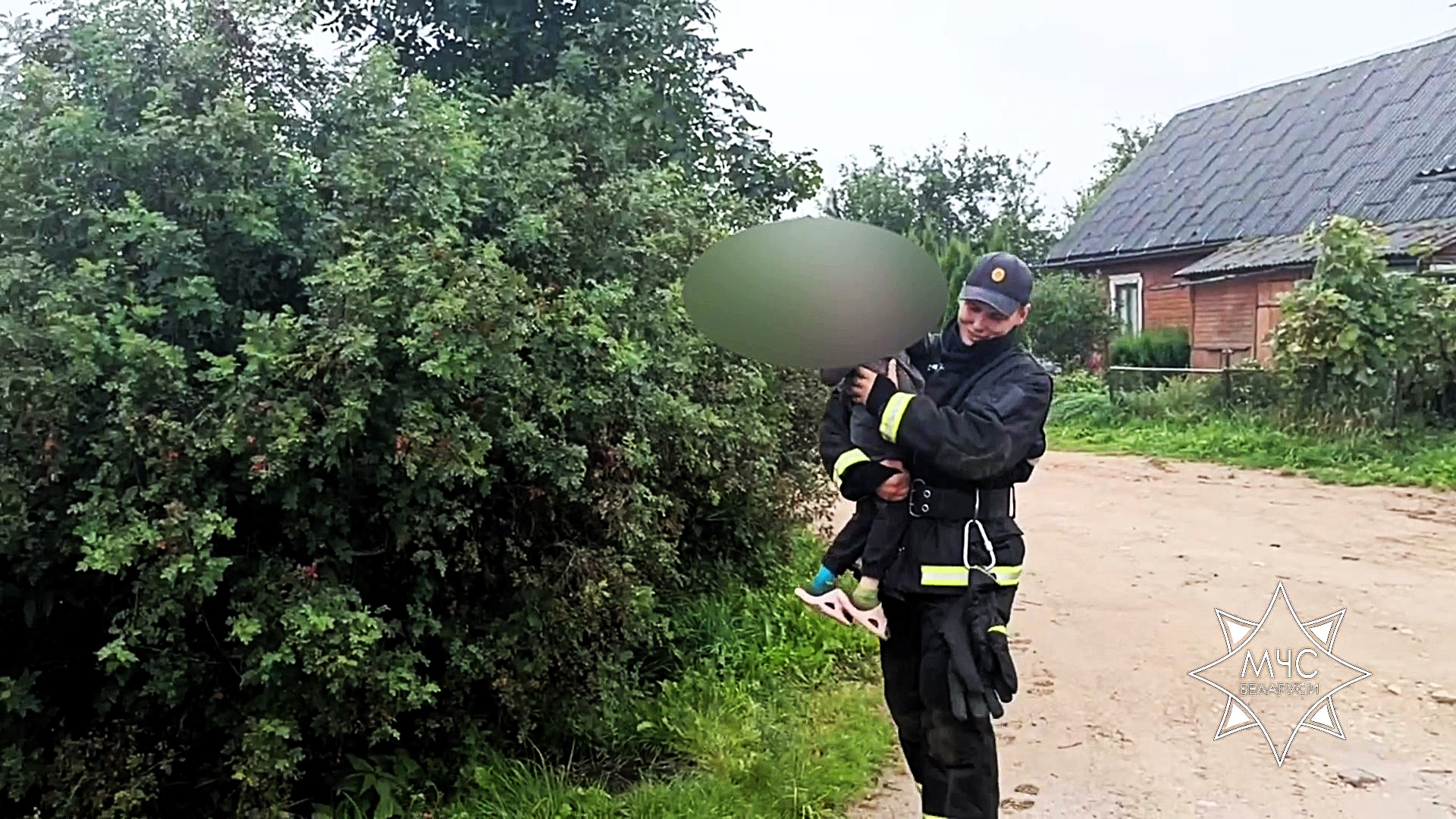 В Глубокском районе нашли сбежавшего от бабушки 5-летнего мальчика