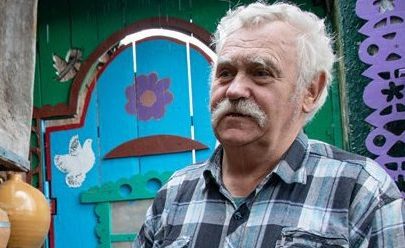 Музей на стене сарая: как энтузиаст из Сморгонского района собирает историю