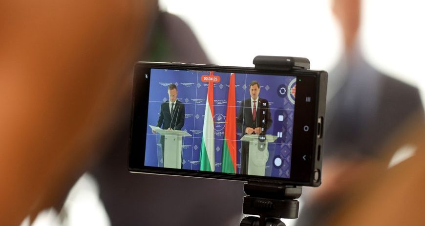Рыженков озвучил позицию Беларуси по Украине: остановить гибель людей и договариваться