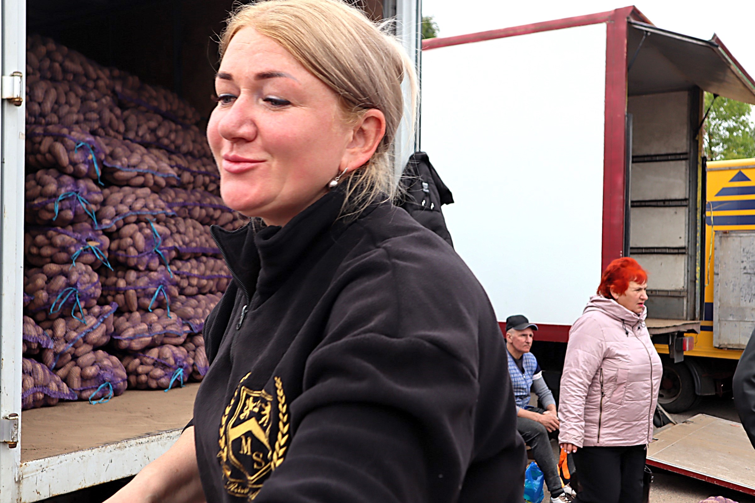 Картофельная королева на рынке в Молодечно ценит себе на 35 копеек дороже, чем на ярмарке. А что с другими ценами?