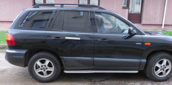 Зять поцарапал тестю автомобиль и перерезал в нем топливные и тормозные шланги. Как оценили ущерб?