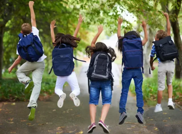 Министерство образования напомнило о датах школьных каникул