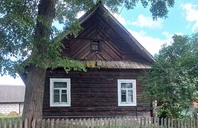 Дома за 42 рубля продаются на аукционе в Воложинском районе