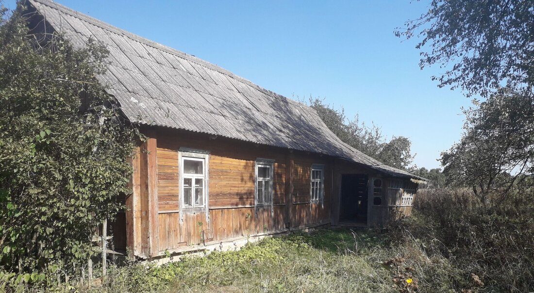 Дом за 42 рубля продается в деревне Волковщина недалеко от Молодечно