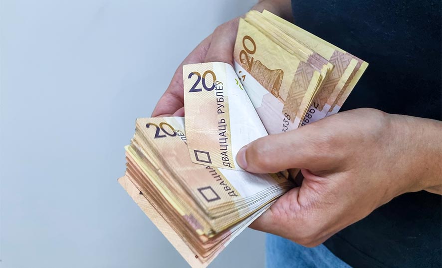 Узнали, кто зарабатывает больше всех