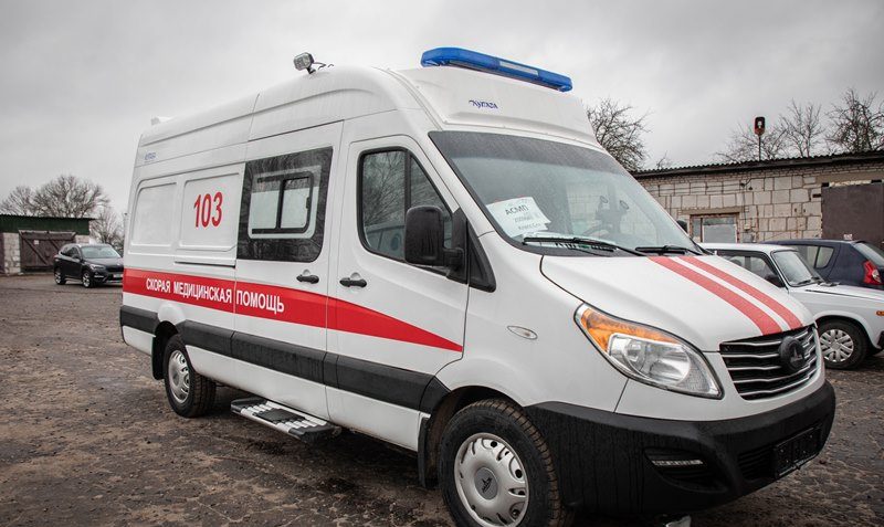 В районную больницу Сморгони поступил новый автомобиль скорой помощи класса «С». Рассказываем, что это значит