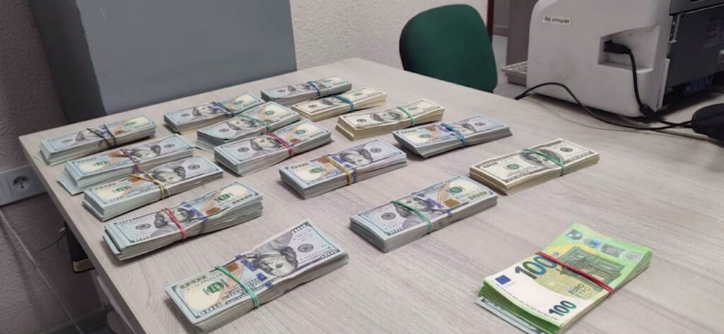 В Воложинском районе по горячим следам раскрыли кражу 180 тысяч долларов