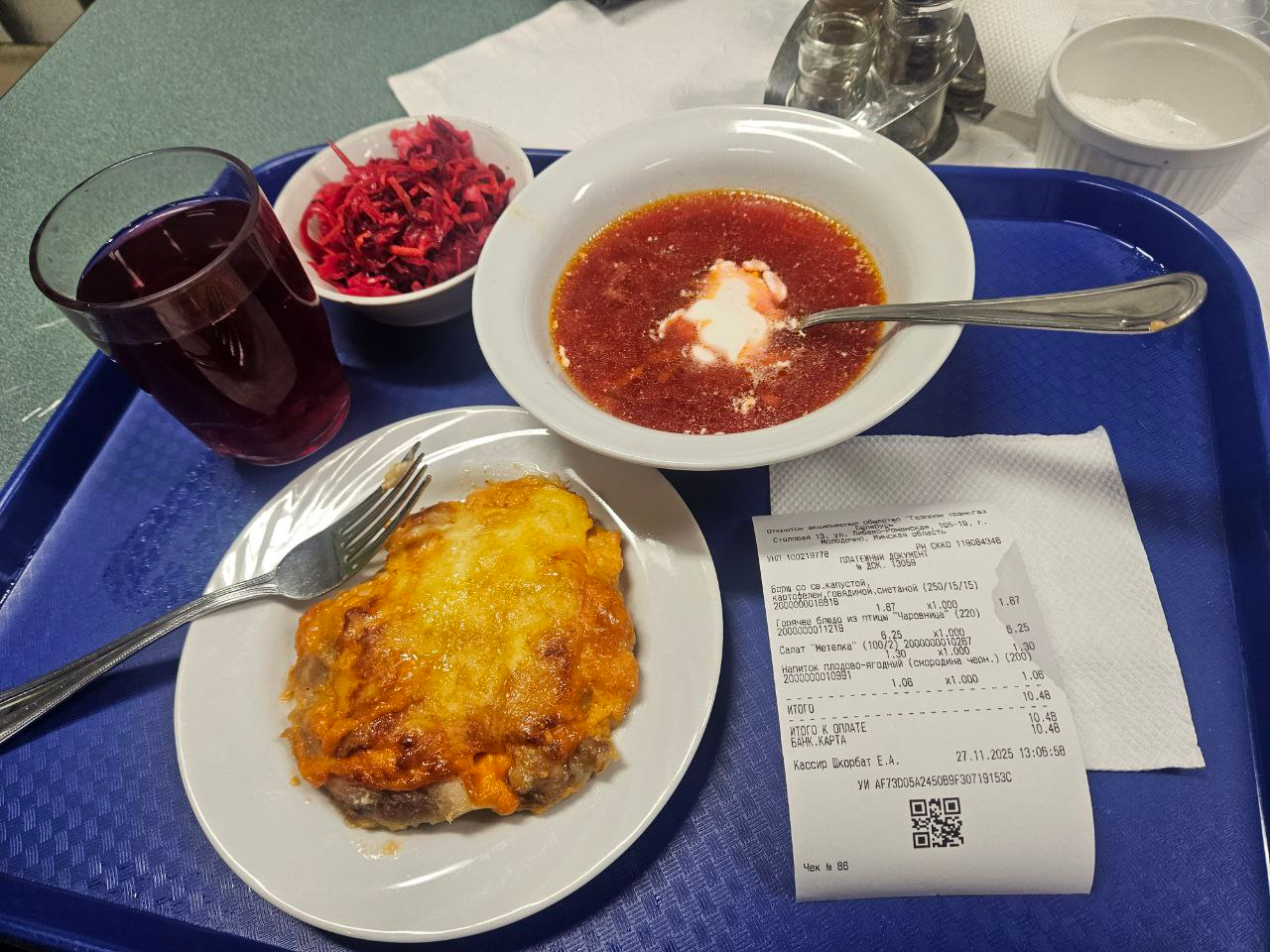 Нашли в Молодечно столовую предприятия с недорогой и очень вкусной едой, в которой обслуживают посторонних только 45 минут