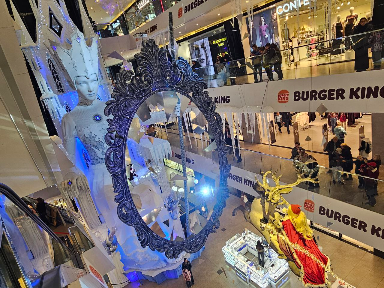 Рассмотреть Снежную Королеву с высоты 6 этажа предлагают в Минске