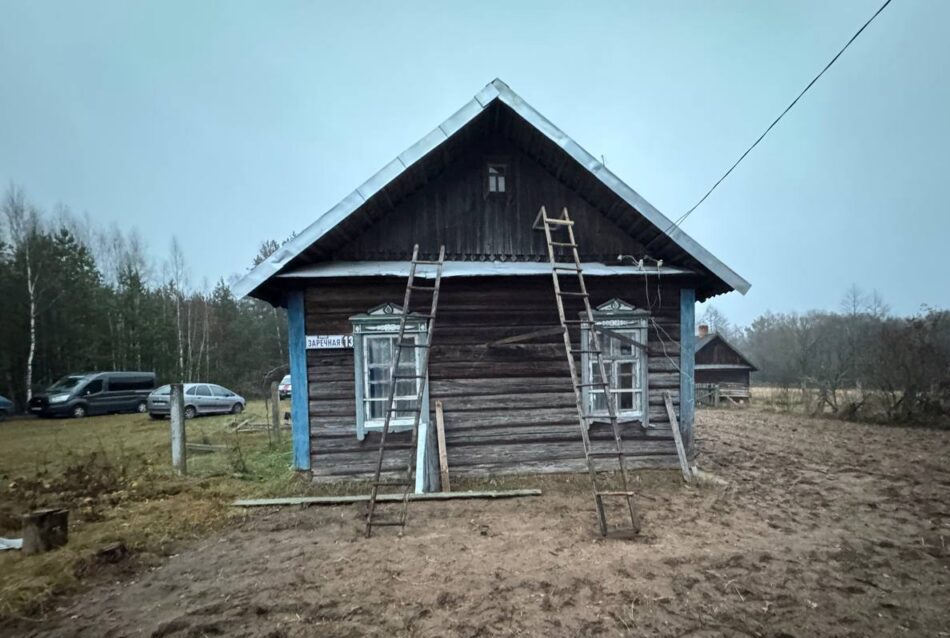 «Нам не нужны эмоции — нужна помощь». Мама Максима рассказала о поисках сына и поддержке людей