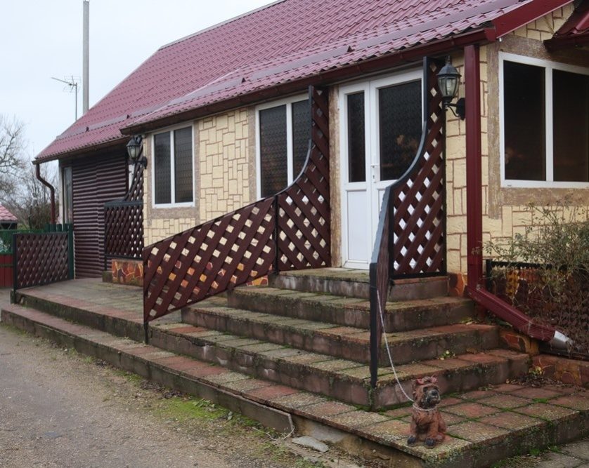 В Сморгонском районе смотрим дом, где оживает сказка