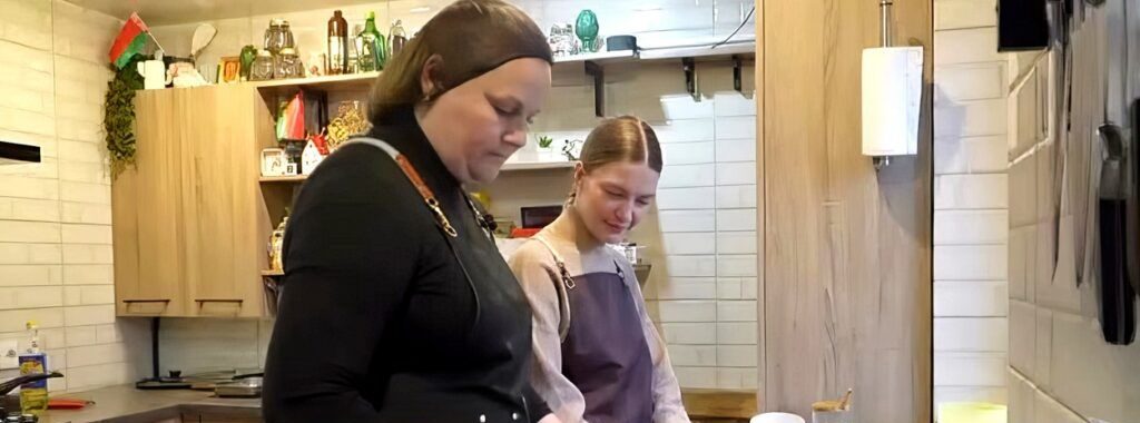 Хозяйка агроусадьбы с американским названием рассказала рецепт любимого блюда туристов — Нарочанских чибриков