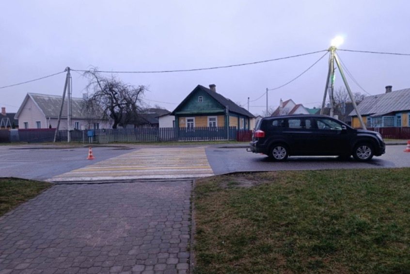 В Сморгони автомобиль сбил женщину на пешеходном переходе