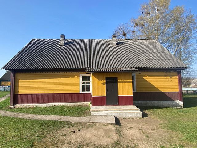 Здание бывшей школы в Вилейском районе выставлено на электронные торги
