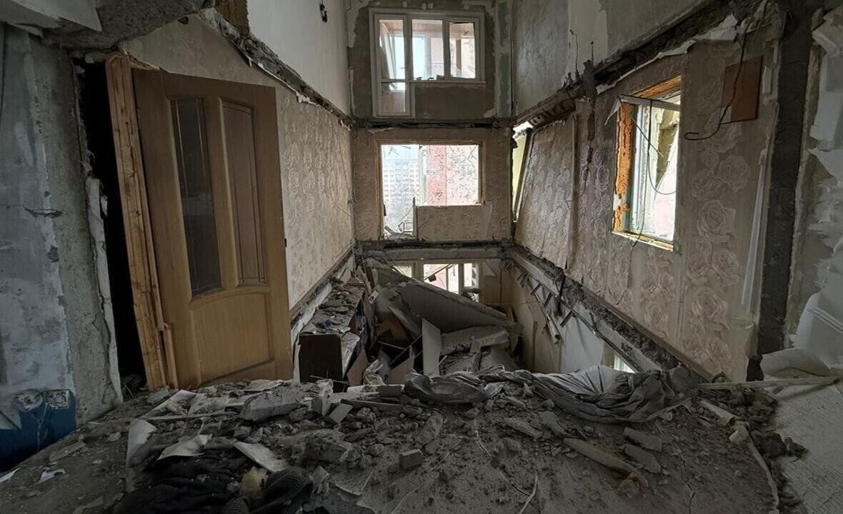 В Гомеле от взрыва бытового газа обрушились плиты многоэтажного жилого дома. Под завалами найдено тело женщины