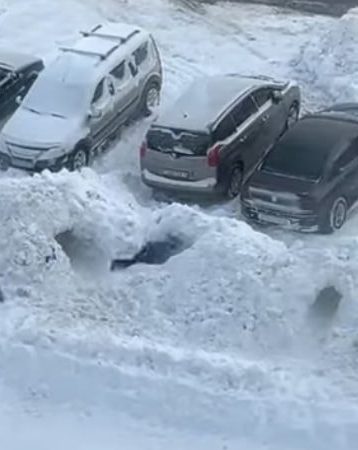 Горячие споры разгорелись в ТикТок вокруг детских тоннелей в снегу