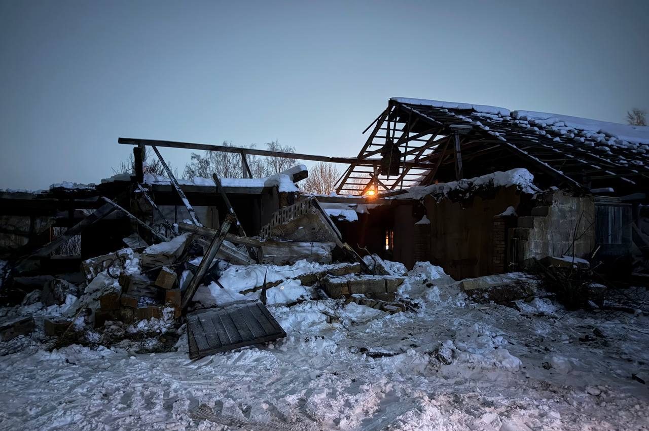 Обрушение кирпичной кладки привело к гибели рабочего в Вилейском районе