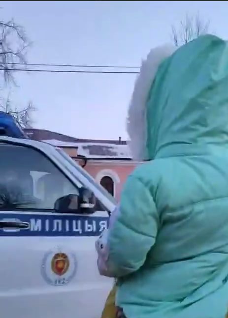 Бывший сожитель пытался похитить 6-летнего ребёнка у матери, но ему помешали прохожие