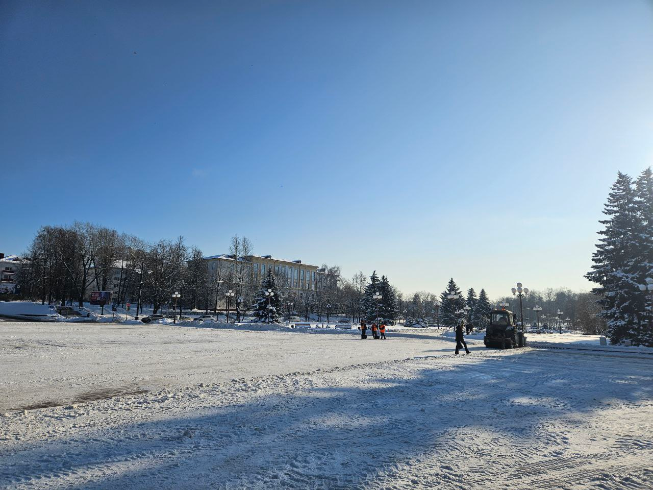 -24°С в начале следующей недели и оттепель в выходные дни обещают синоптики