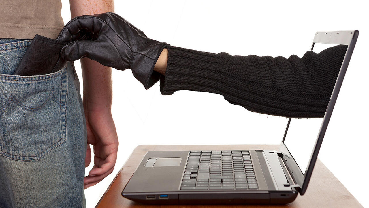 Куфар прокомментировал случай мошенничества на торговой площадке и дал советы пользователям