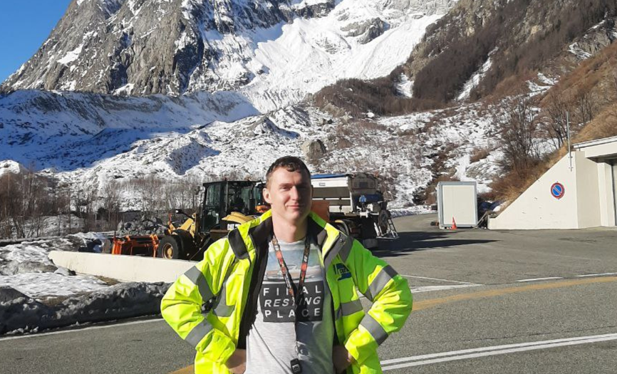 Водитель-дальнобойщик рассказал, как сотни евро могут испариться из зарплаты за минуты