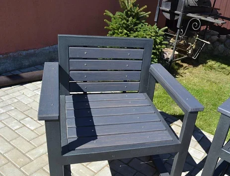 Житель Мяделя потерял более 1800 рублей при заказе качелей и садовой мебели