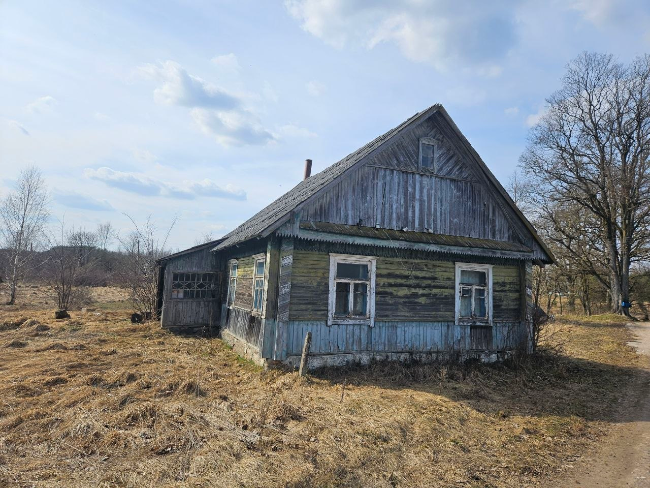 За 45 рублей можно купить дом в живописной местности недалеко от Молодечно. Показываем варианты