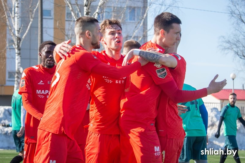 Футболисты Сморгони выиграли у молодечненской команды