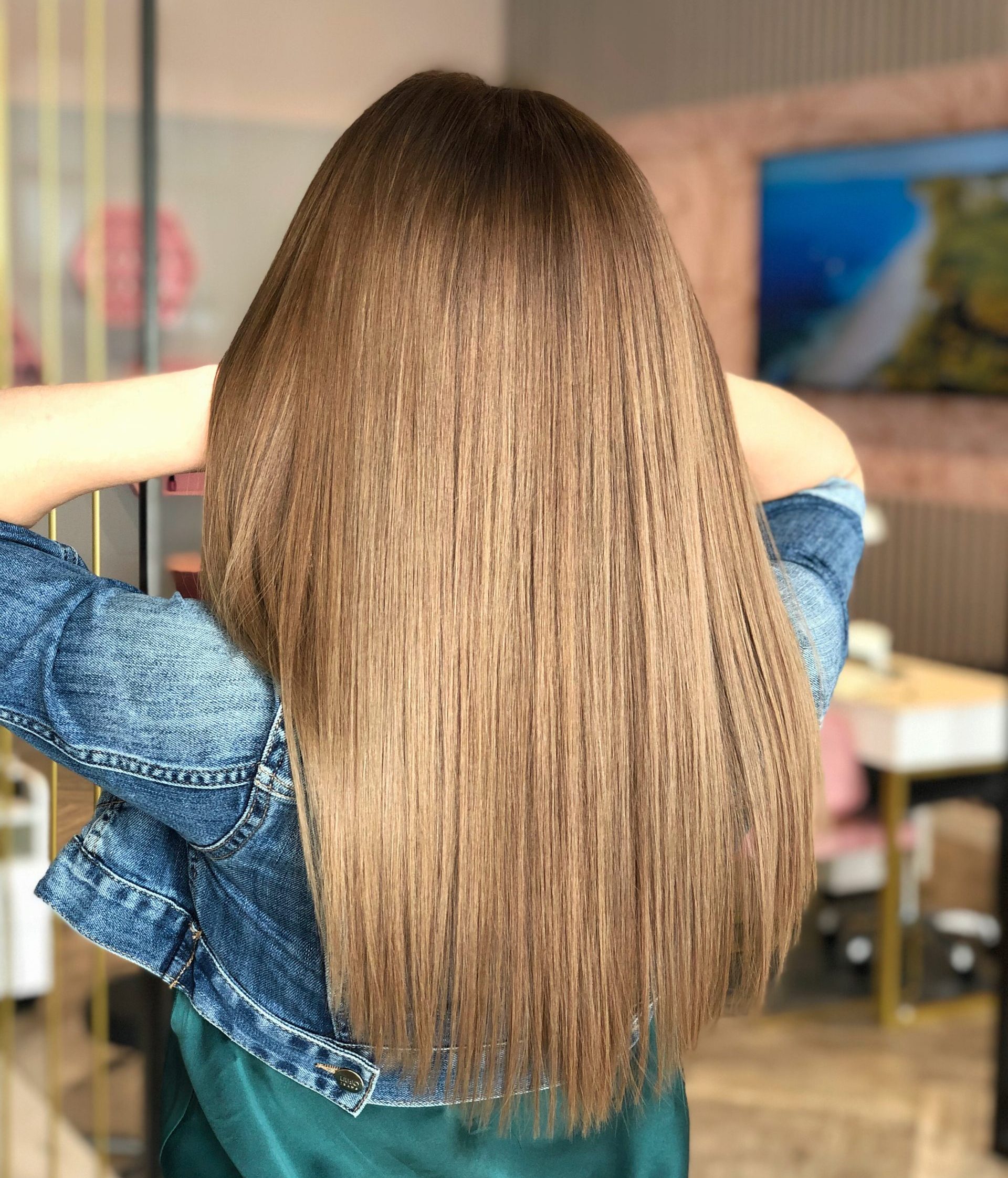 Секреты красивых волос к 8 Марта раскрыла парикмахер из Воложина