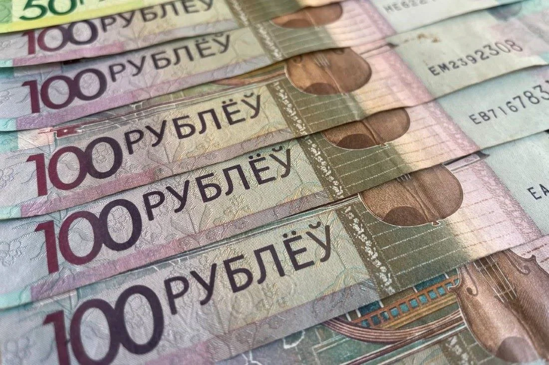 Когда в апреле выплатят пенсии и пособия