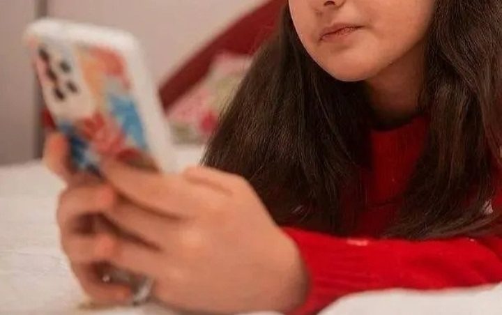 Мошенники запугали школьницу «терроризмом» и заставили отдать 90 тысяч рублей