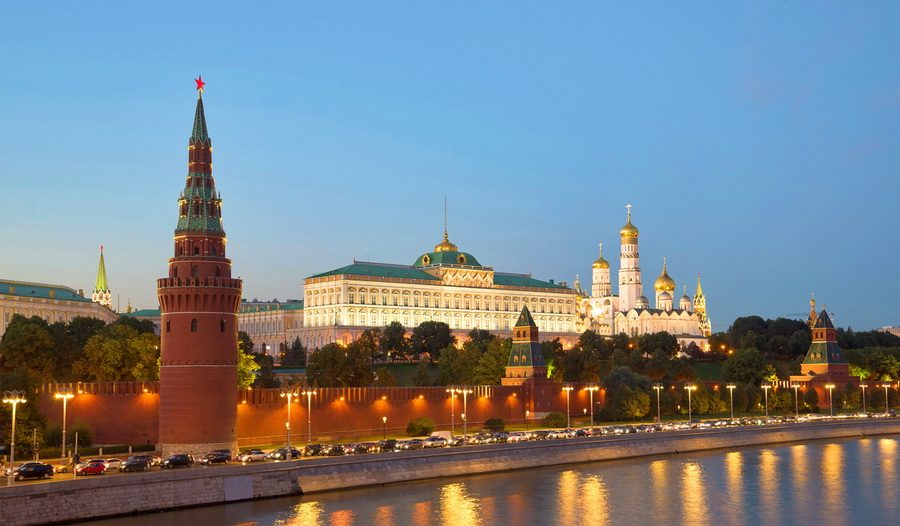 Владимир Путин объявил перемирие в связи с приближающейся Пасхой