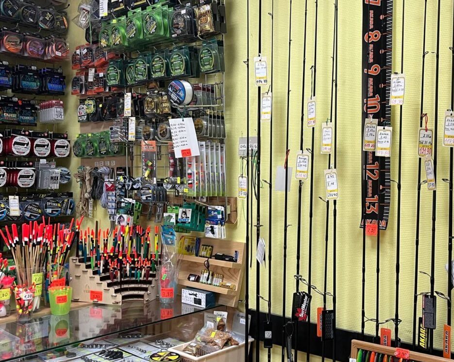 Посмотрели, где можно недорого закупиться на рыбалку