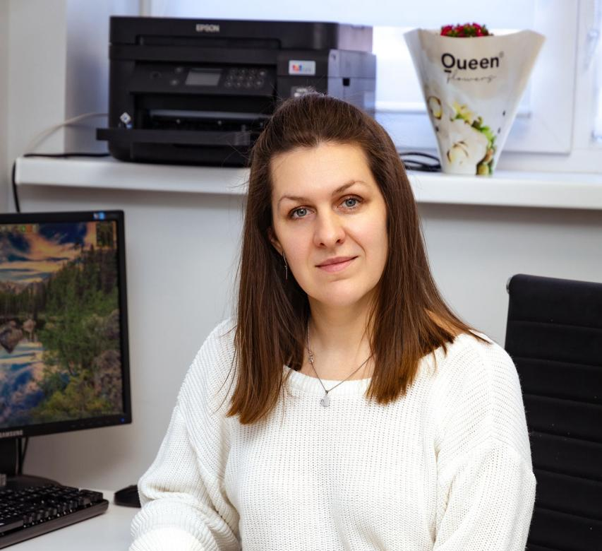 Врач-стоматолог Екатерина Зимницкая успешно сочетает воспитание троих дочерей с собственным бизнесом и профессиональным ростом