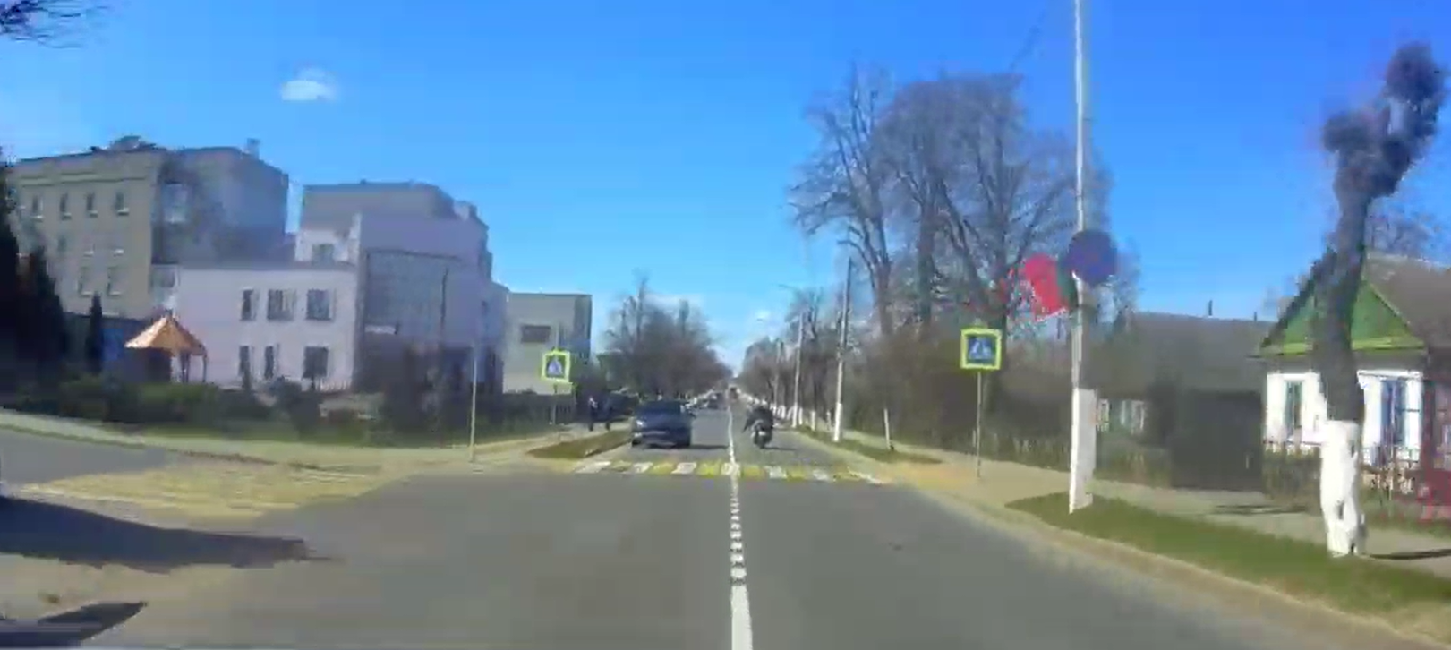 Пьяный отец катал на мотоцикле 14-летнюю дочь