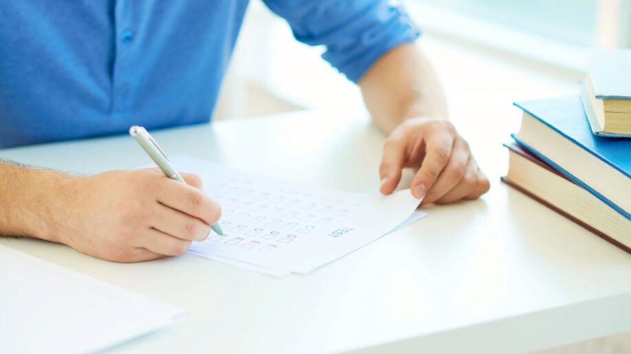 Вступили в силу изменения для поступающих на госслужбу. На что обратить внимание