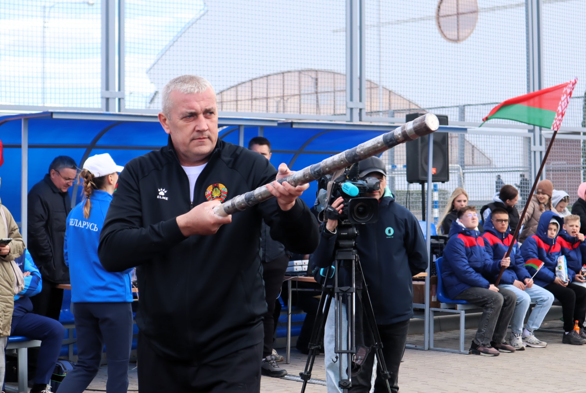 Геннадий Сушко выиграл у россиянина в первый день международного турнира по городкам в Молодечно