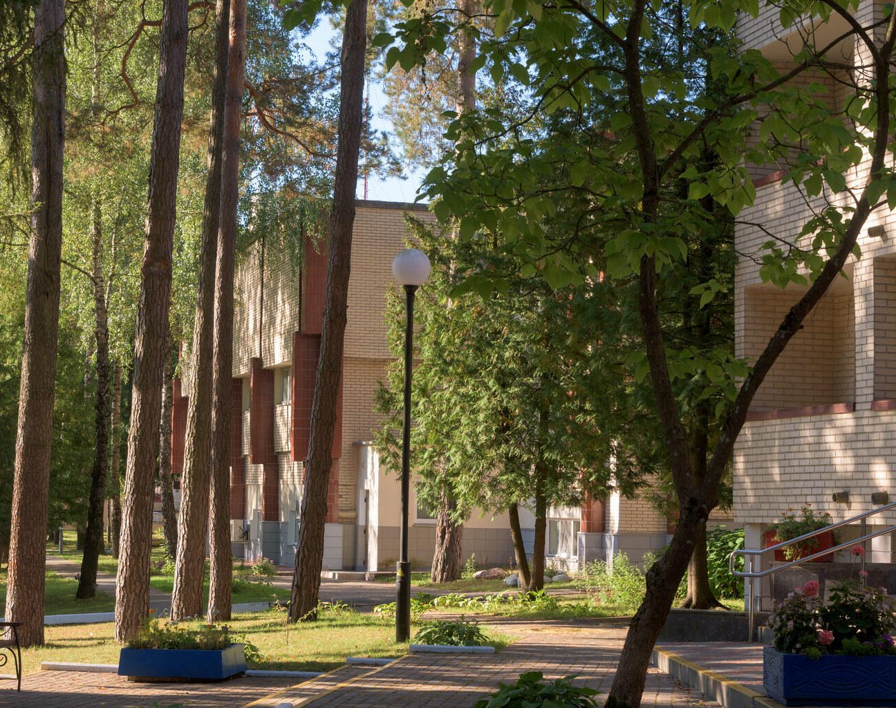 Рассказываем, где можно отдохнуть до 100 рублей за сутки и без переплаты