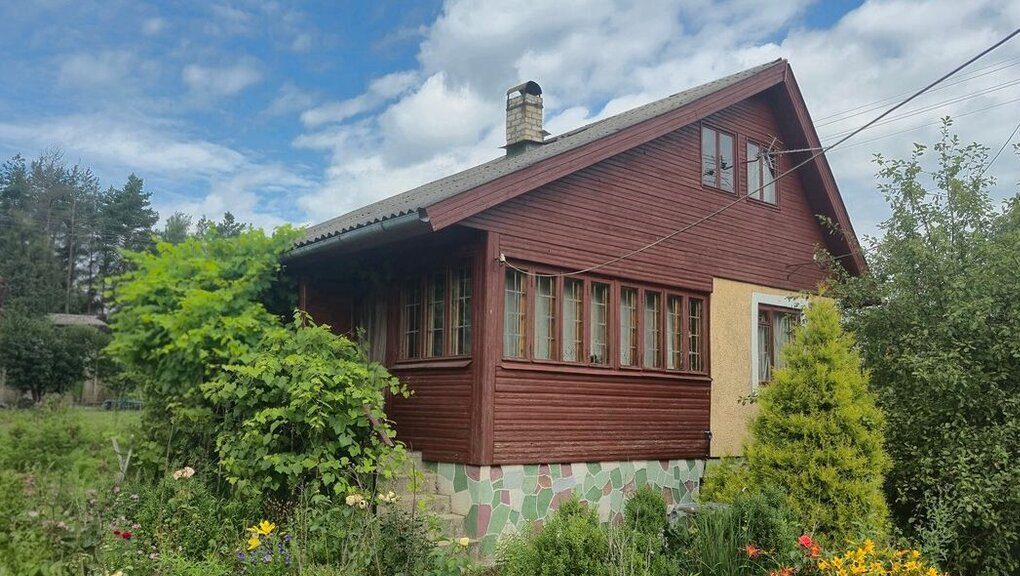 Смотрим дачи до 15 тысяч долларов недалеко от Минска